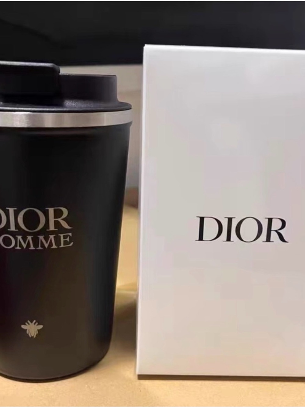Dior Beauty Water Bottle - Picture 4 of 5